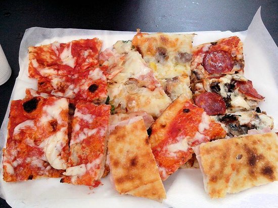 Foto Pizzeria Rustica Foto Pizzeria Rustica