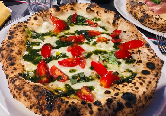 Foto Pizzeria Basilicos Foto Pizzeria Basilicos