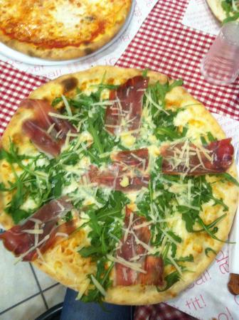 Foto King's Pizza Di Visconti Francesco Foto King's Pizza Di Visconti Francesco