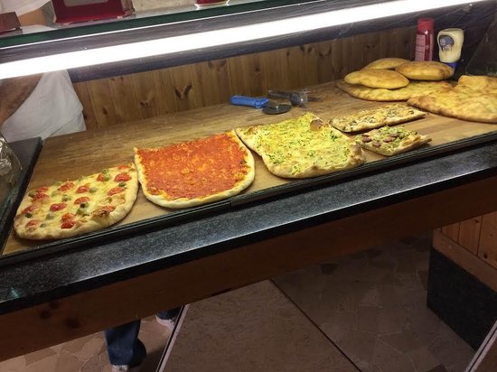 Foto Pizzeria le 3 Piramidi Foto Pizzeria le 3 Piramidi