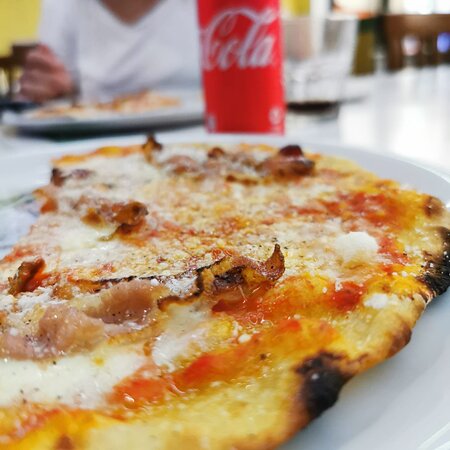 Foto Pizzeria L'oca bianca Foto Pizzeria L'oca bianca