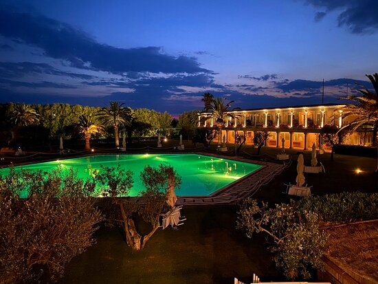 Foto PRIMOPIANO Bistrot & Lounge By Porto Romano Foto PRIMOPIANO Bistrot & Lounge By Porto Romano