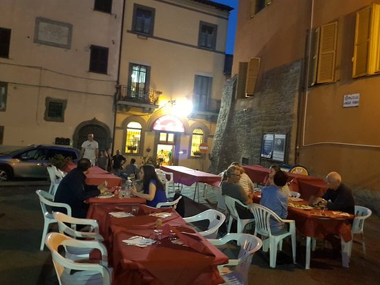 Foto pizzeria Casti Foto pizzeria Casti