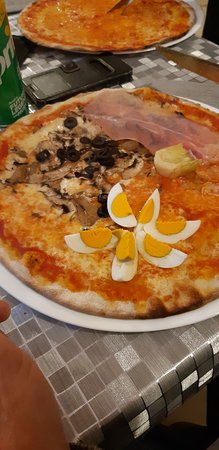 Foto Pizzeria Ristorante Settegiacche Foto Pizzeria Ristorante Settegiacche