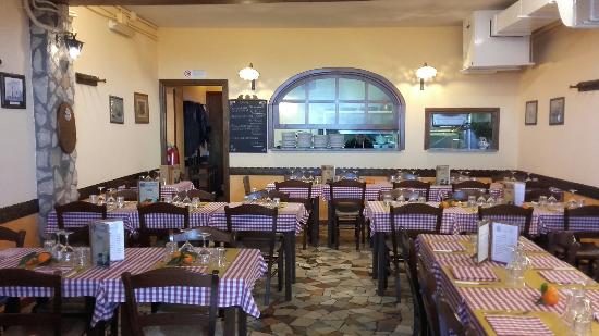 Foto CANTINA BUCCIARELLI Foto CANTINA BUCCIARELLI