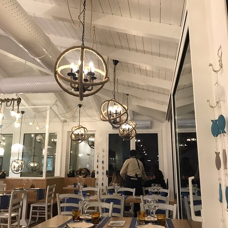 Foto Crisfish Fish & Food Foto Crisfish Fish & Food