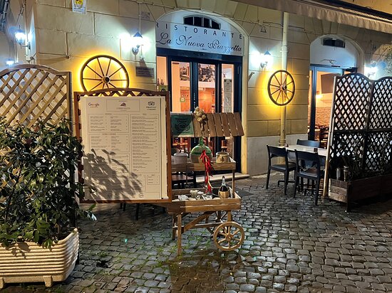 Foto La Nuova Piazzetta Foto La Nuova Piazzetta