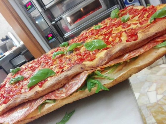 Foto Pizzeria Giuseppucci Foto Pizzeria Giuseppucci