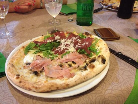 Foto la meridiana pizzeria braceria Foto la meridiana pizzeria braceria