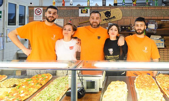 Foto Il Diavoletto Pizzeria e Hamburgeria a Nepi Foto Il Diavoletto Pizzeria e Hamburgeria a Nepi