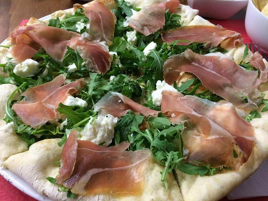Foto Pizzeria - Tavola Calda Mordi e Fuggi Foto Pizzeria - Tavola Calda Mordi e Fuggi